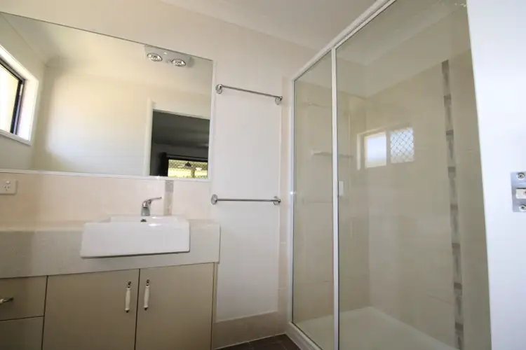 Seventh view of Homely house listing, 5 Coombs Court, Emerald QLD 4720