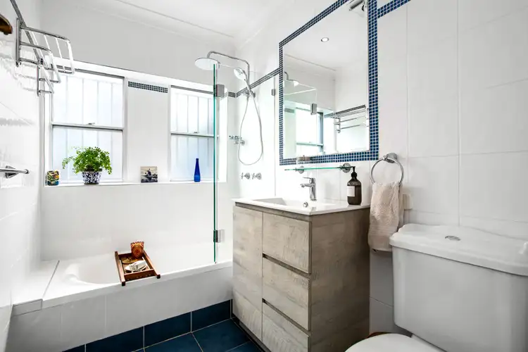 Sixth view of Homely apartment listing, 2/4 Gardiner Street, Bondi Junction NSW 2022