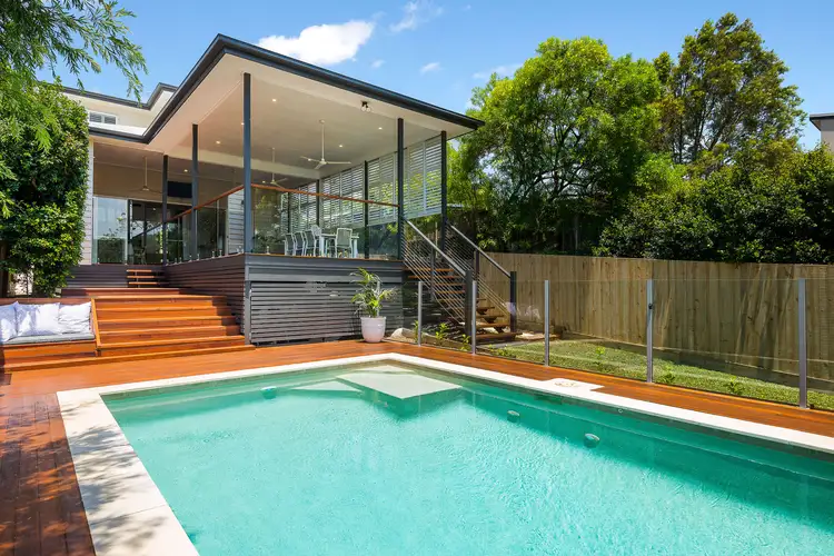 10 Canberra Drive, Ashgrove QLD 4060