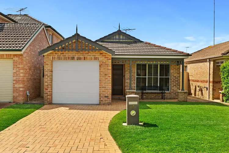 7 Arbour Grove, Quakers Hill NSW 2763