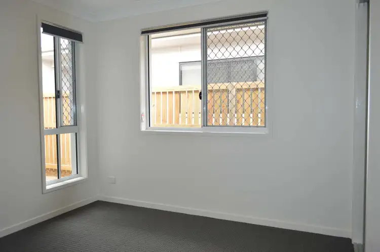 Seventh view of Homely semi-detached listing, 2/8 Intelligence Street, Oonoonba QLD 4811