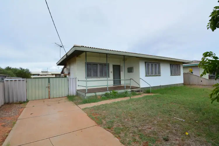 8 Beckett Street, Carnarvon WA 6701
