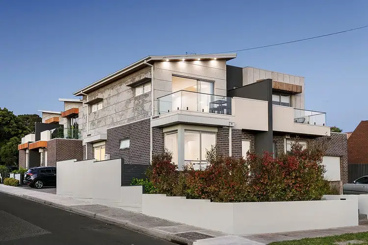 Main view of Homely townhouse listing, 32 Carlisle Street, Preston VIC 3072