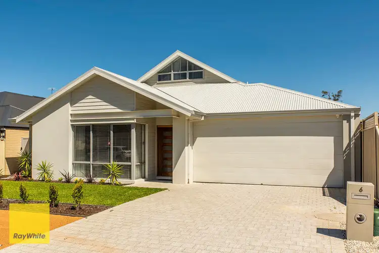 6 Sessilis Crescent, Wattle Grove WA 6107