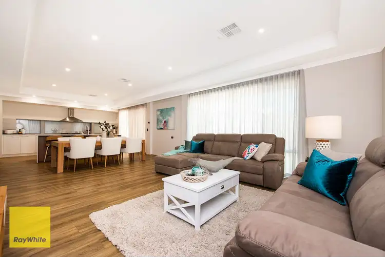 Fifth view of Homely house listing, 6 Sessilis Crescent, Wattle Grove WA 6107