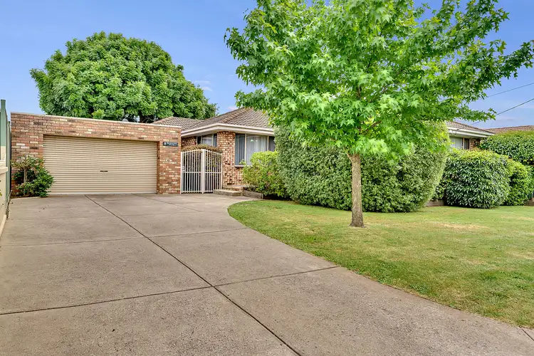 Second view of Homely house listing, 8 Beckington Place, Craigieburn VIC 3064