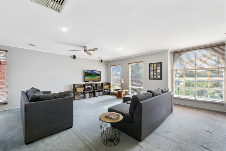 Fifth view of Homely house listing, 4 Torro Walk, Sydenham VIC 3037