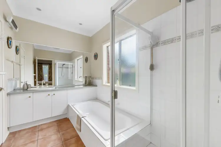 Sixth view of Homely house listing, 11 Woodlea Crescent, Craigieburn VIC 3064