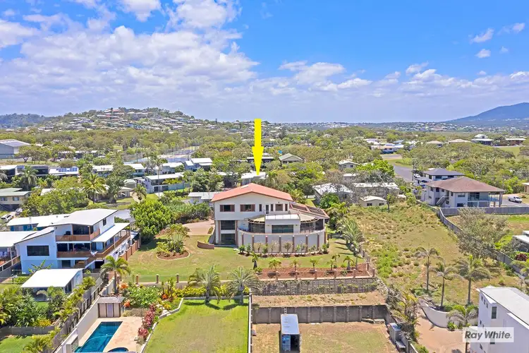 10A Christine Avenue, Lammermoor QLD 4703