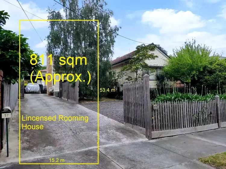 17 McComas Grove, Burwood VIC 3125