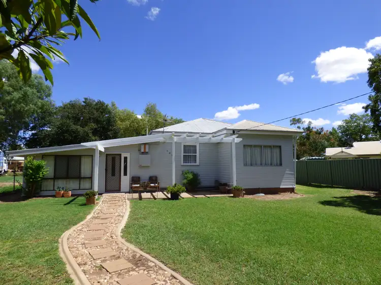 195 Victoria Street, St George QLD 4487