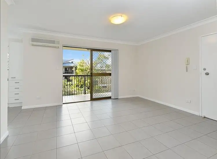 Second view of Homely unit listing, 4/70 Hilltop Avenue, Chermside QLD 4032