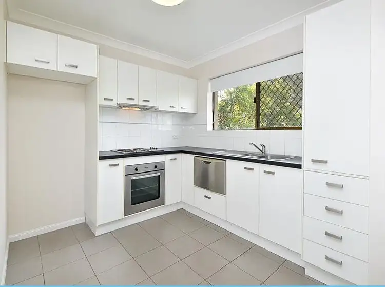 Fifth view of Homely unit listing, 4/70 Hilltop Avenue, Chermside QLD 4032