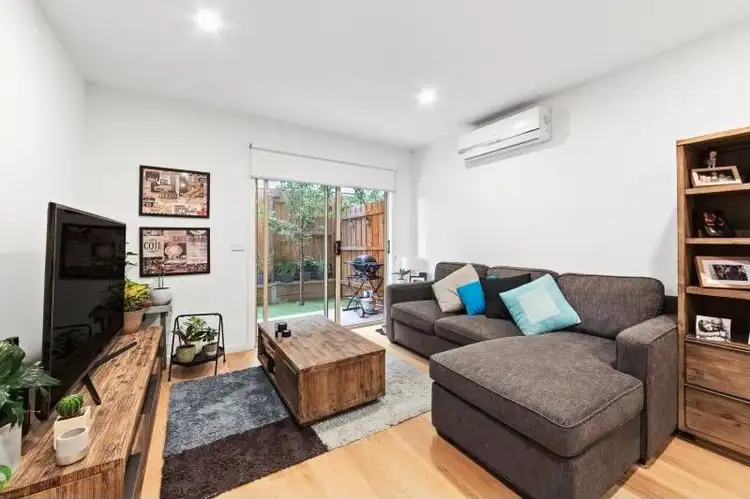 Main view of Homely apartment listing, 6/6 Kokaribb Road, Carnegie VIC 3163