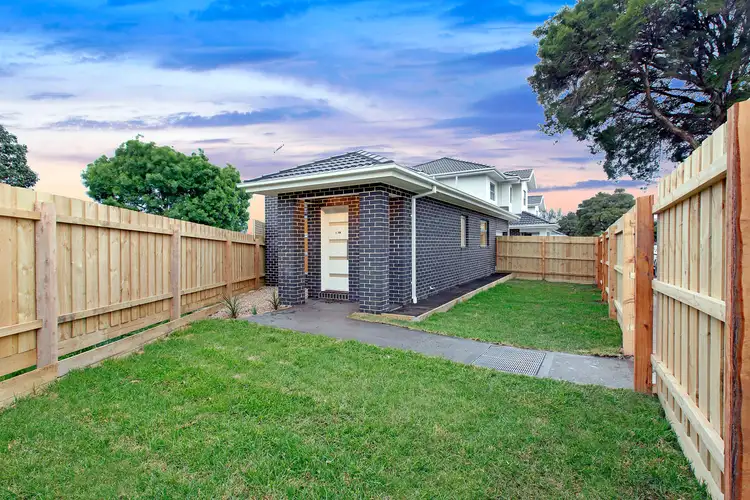 Main view of Homely unit listing, 1/89 Purinuan Road, Reservoir VIC 3073