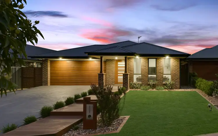 75 Easton Avenue, Spring Farm NSW 2570