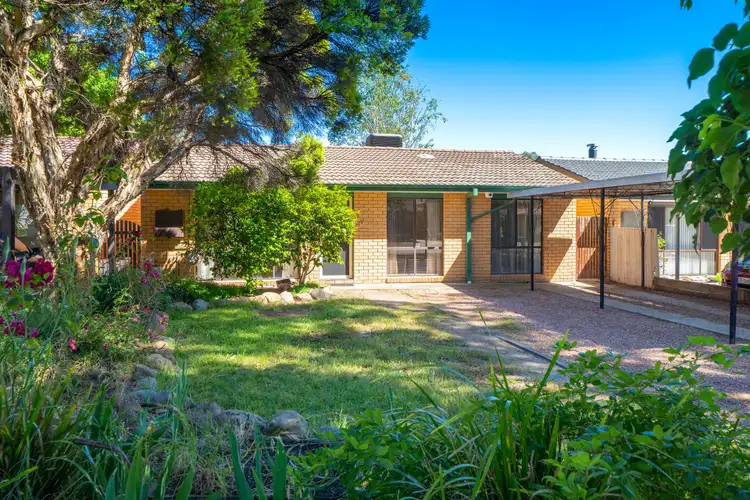 Second view of Homely house listing, 6 Pogney Place, Richardson ACT 2905