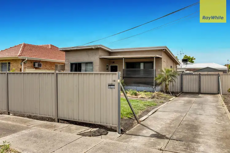 136 William Street, St Albans VIC 3021