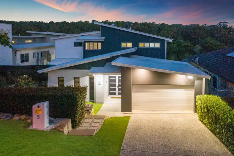 5 Charles Glen Street, Daisy Hill QLD 4127