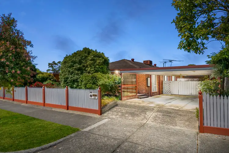 28 Raphael Crescent, Frankston VIC 3199