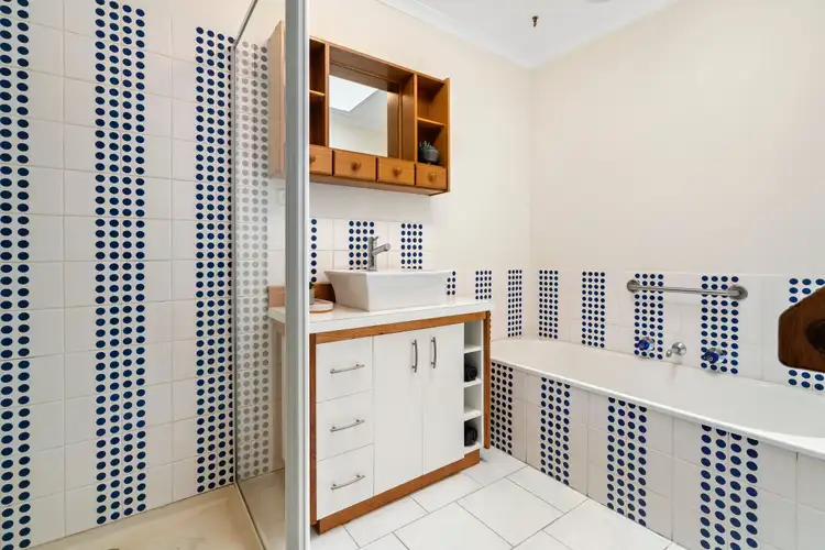 Sixth view of Homely house listing, 28 Raphael Crescent, Frankston VIC 3199