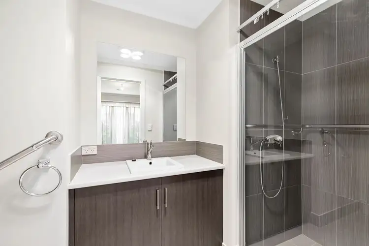 Sixth view of Homely townhouse listing, 2B Kneebone Street, Ararat VIC 3377