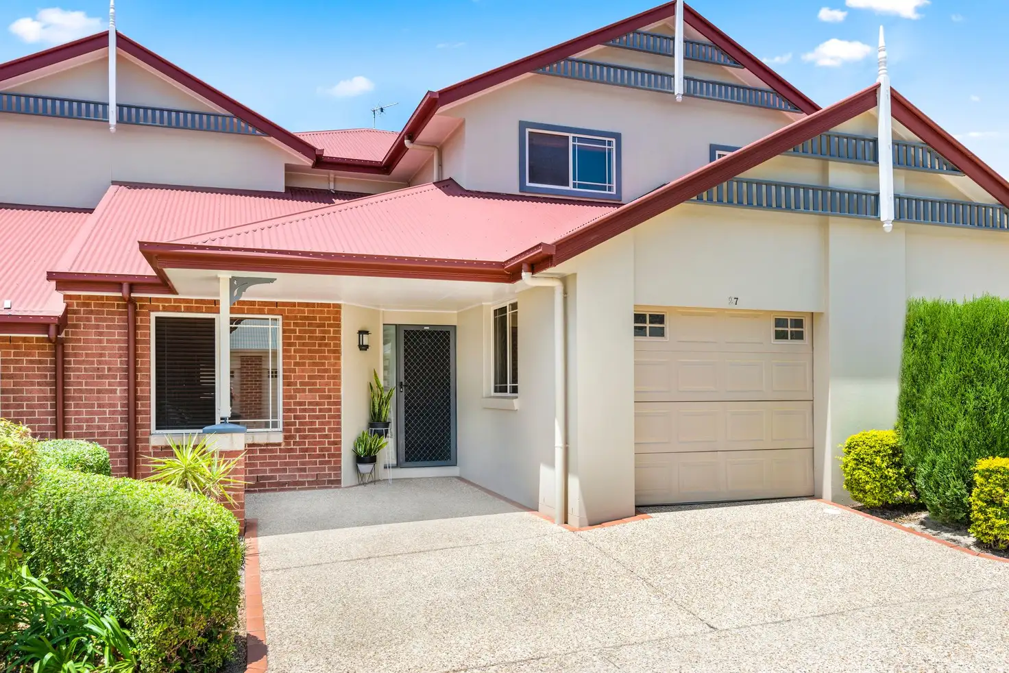 Main view of Homely townhouse listing, 27/55 Paradise Springs Avenue, Robina QLD 4226