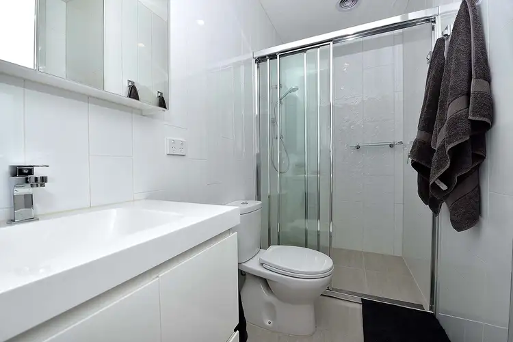 Fifth view of Homely apartment listing, 5/81 Barkly Street, Mordialloc VIC 3195
