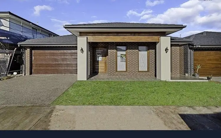 18 Rosewater Street, Manor Lakes VIC 3024