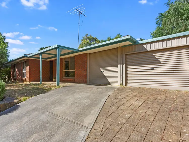 13 Forest Drive, Happy Valley SA 5159