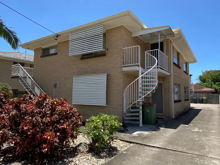 4/35 Burra Street, Chevron Island QLD 4217