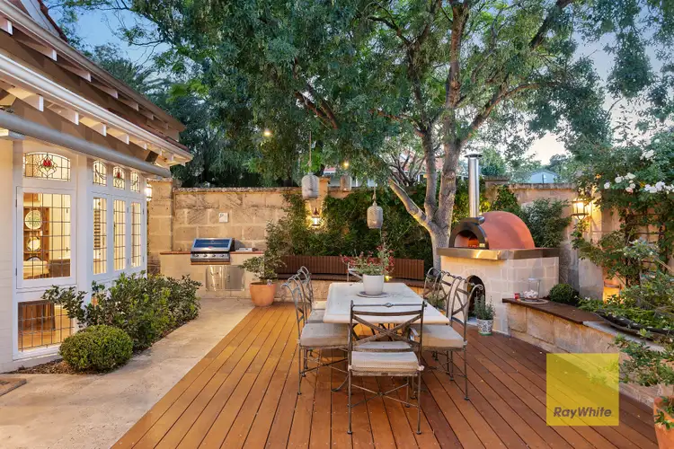 11 Parry Street, Claremont WA 6010