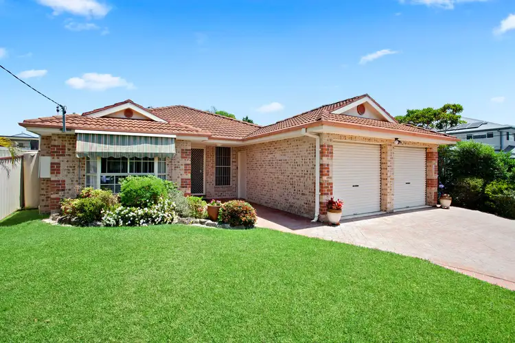 Main view of Homely house listing, 17 Brooke Avenue, Killarney Vale NSW 2261