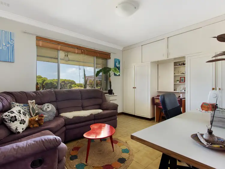 Seventh view of Homely semi-detached listing, 4b Richmond Avenue, Shoalwater WA 6169