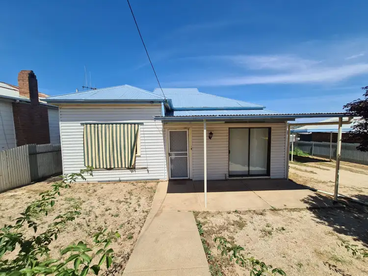 21 Jones Street, Parkes NSW 2870