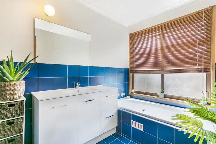 Sixth view of Homely house listing, 8 Cowper Close, Tamworth NSW 2340