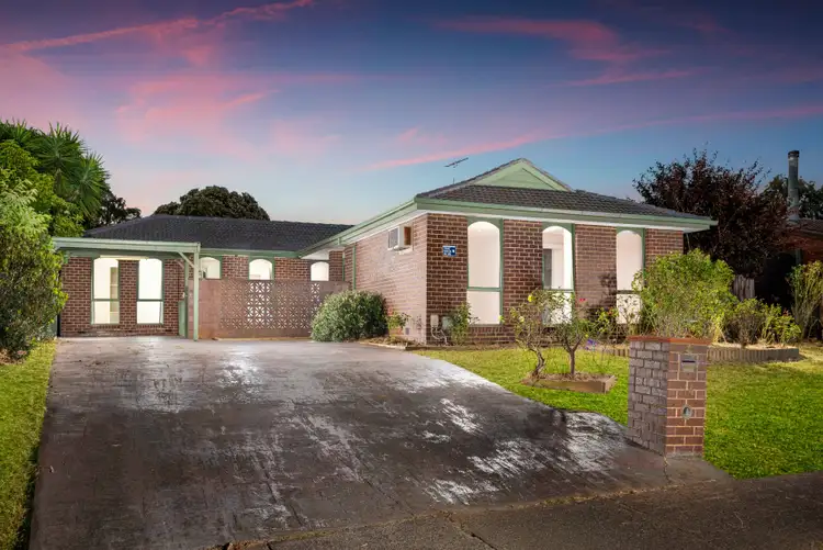14 Blamey Avenue, Mill Park VIC 3082