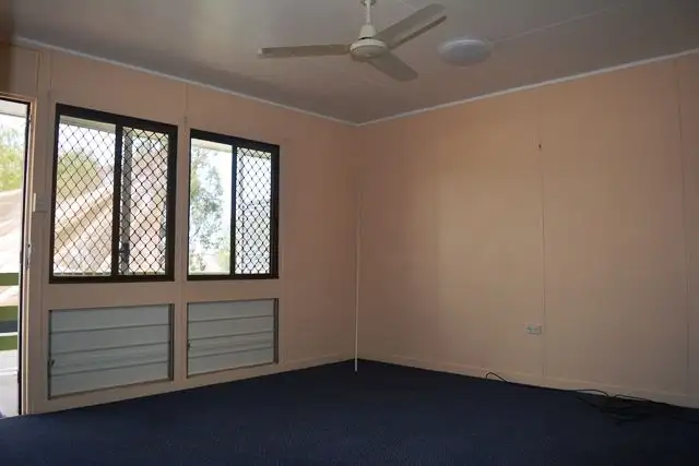 Fourth view of Homely block of units listing, 137 Thistle Street, Blackall QLD 4472