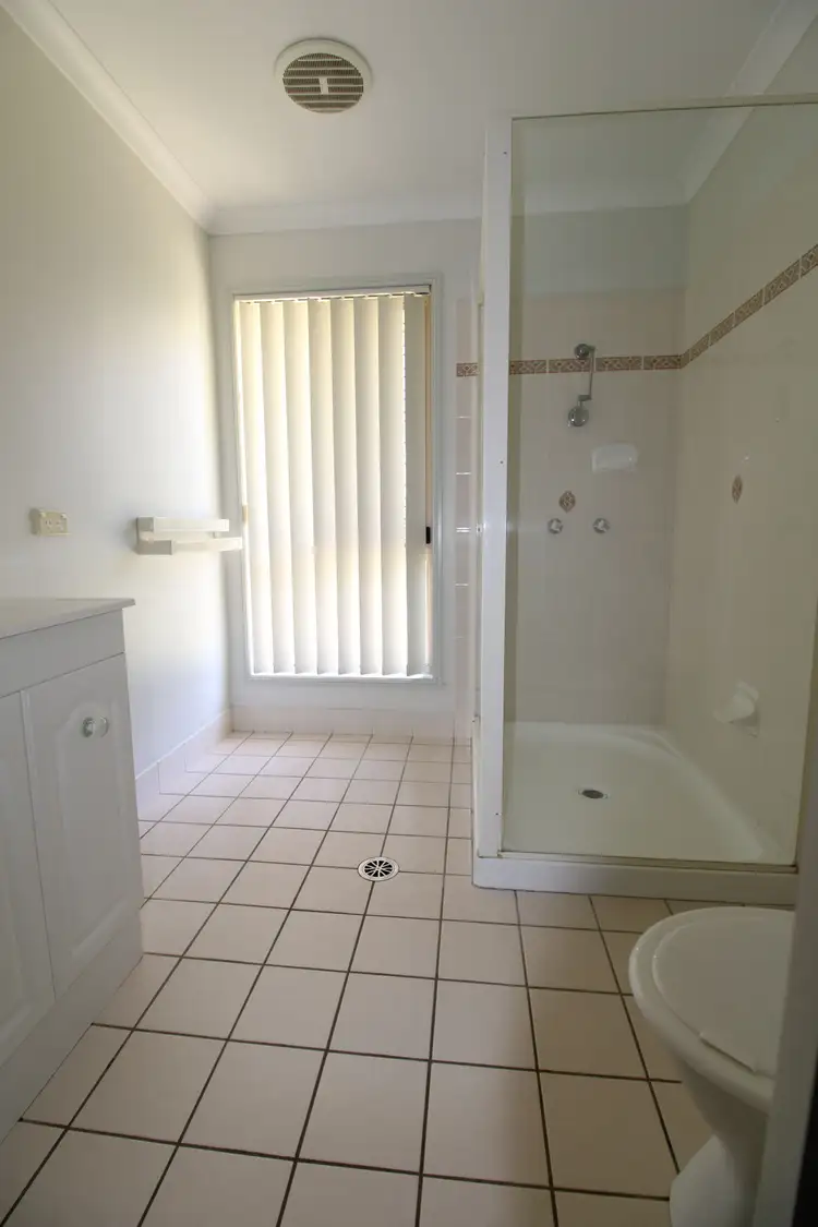 Sixth view of Homely house listing, 13 Whitchurch Road, Emerald QLD 4720