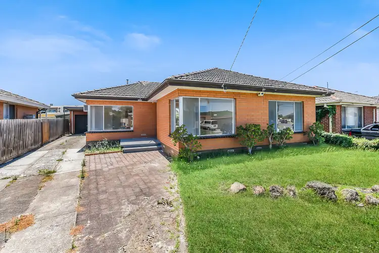 25 Kuringgai Crescent, Noble Park VIC 3174