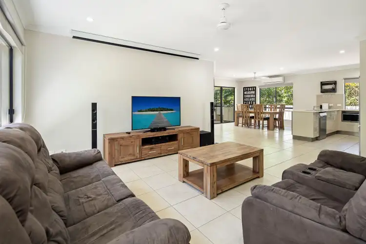 27 Twin Creek Court, Cannonvale QLD 4802