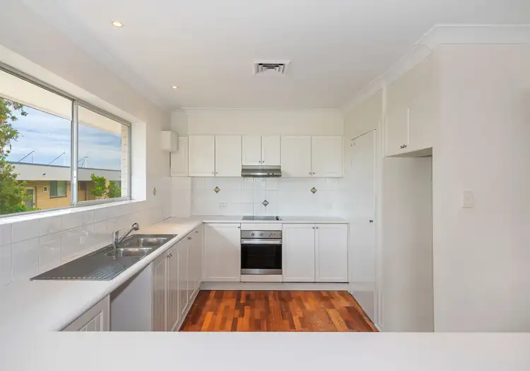 Fifth view of Homely apartment listing, 4/91 Racecourse Road, Ascot QLD 4007