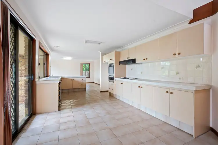 Fifth view of Homely house listing, 18 Carlingford Place, Robina QLD 4226
