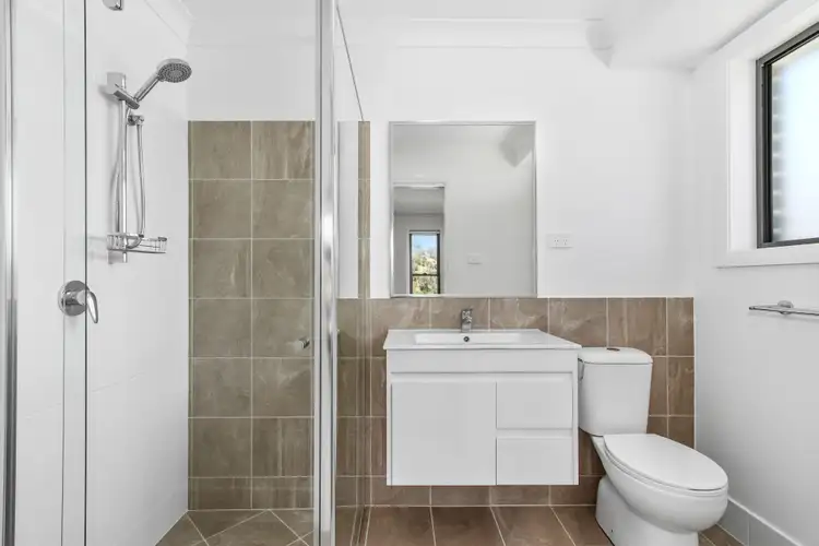 Seventh view of Homely house listing, 24 Scarborough Close, Tamworth NSW 2340