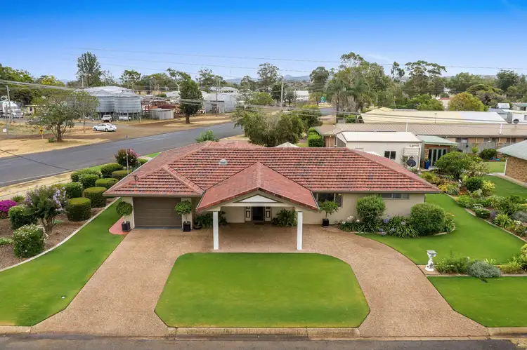 93 Hume, Pittsworth QLD 4356