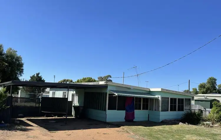 35 Alluvial Street, Parkes NSW 2870