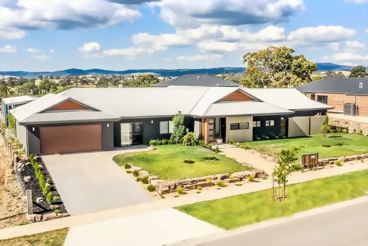 Fifth view of Homely house listing, 45 Donovans Way, Mansfield VIC 3722