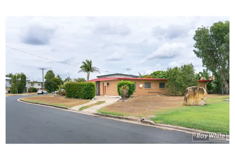 105 Menzies Street, Park Avenue QLD 4701