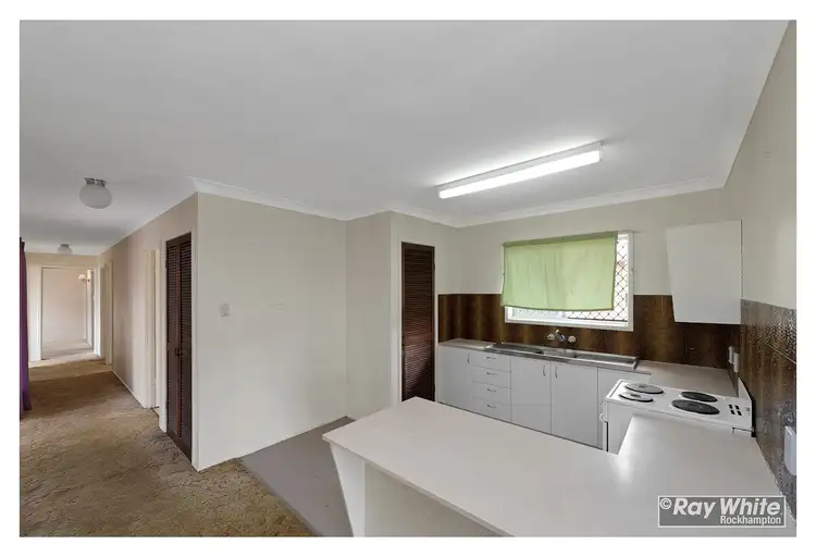 Fifth view of Homely house listing, 105 Menzies Street, Park Avenue QLD 4701