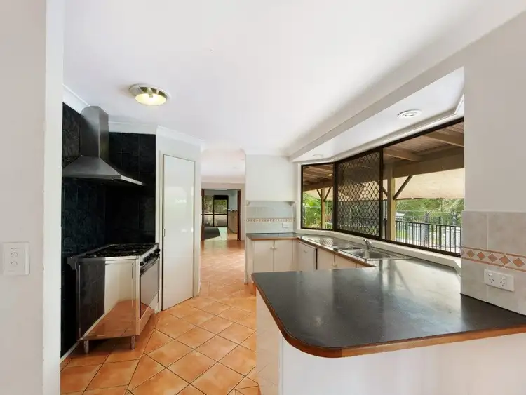 Sixth view of Homely house listing, 8 Mendooran Court, Oxenford QLD 4210